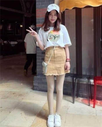 掉出一颗再塞十颗葡萄