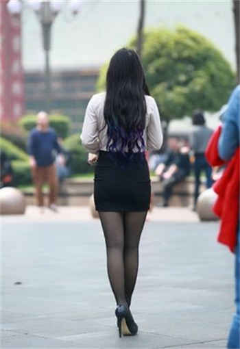 男人叉进女人图片