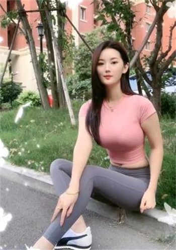 自缚戴塞口球小说