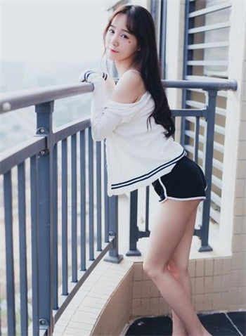小贝挨打实践视频