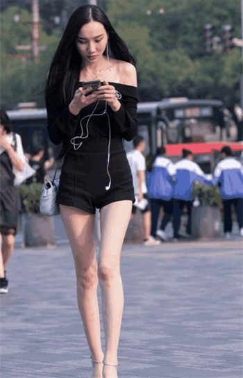 5号房间韩小微回放