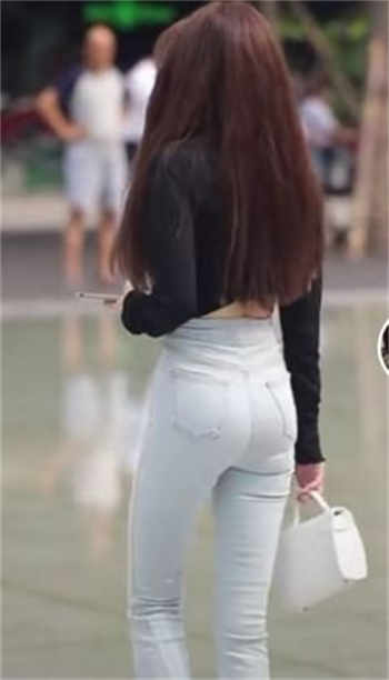 英语老师穿旗袍让我c视频