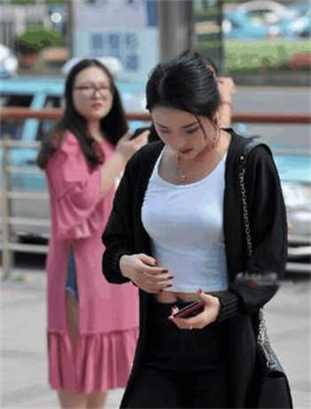 单身女招男陪护联系方式