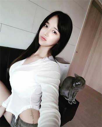 嫉妒严厉的出租妻子蘑菇