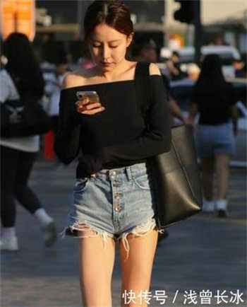 我在这里等你爱我