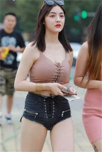 嫉妒 一个出租的女人