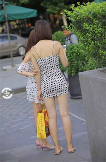 鬼眼萌妻阎王抱一抱