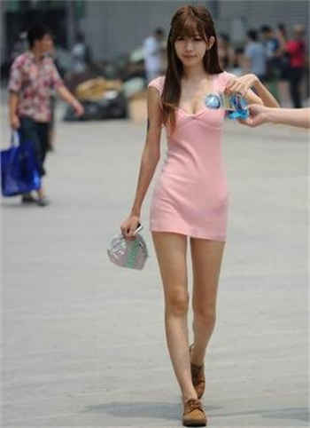 父母儿女一家狂四个老头