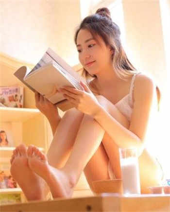 女贼闯空门完整视频