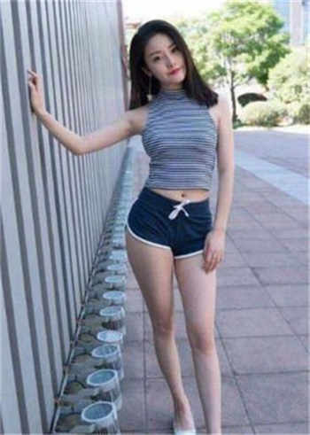 萌白酱小熊套装高清5号房